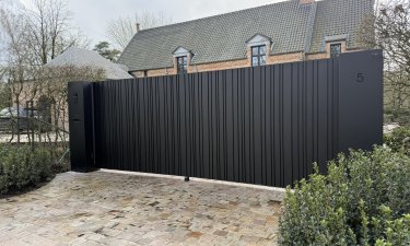 Design aluminium schuifpoort — Schilde